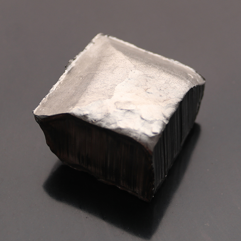 Niobium cair