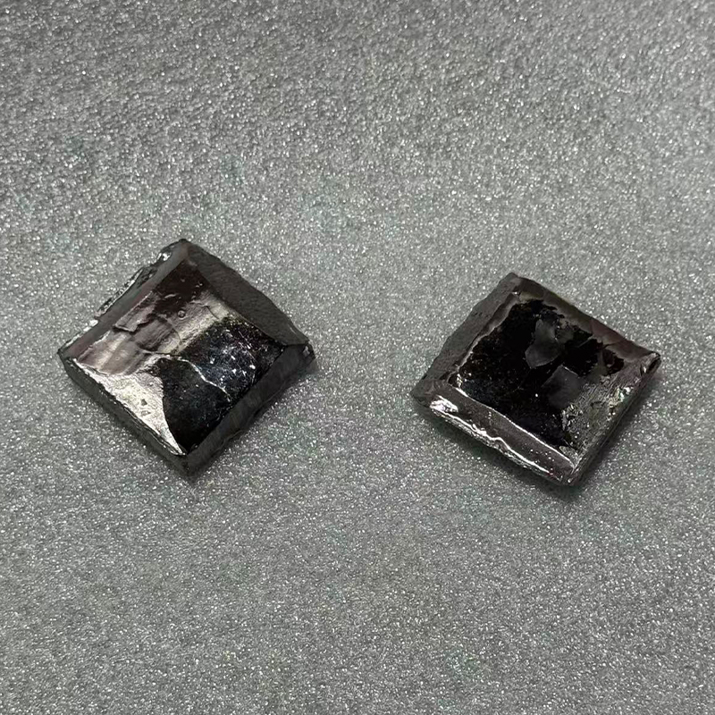 Tantalum dilebur