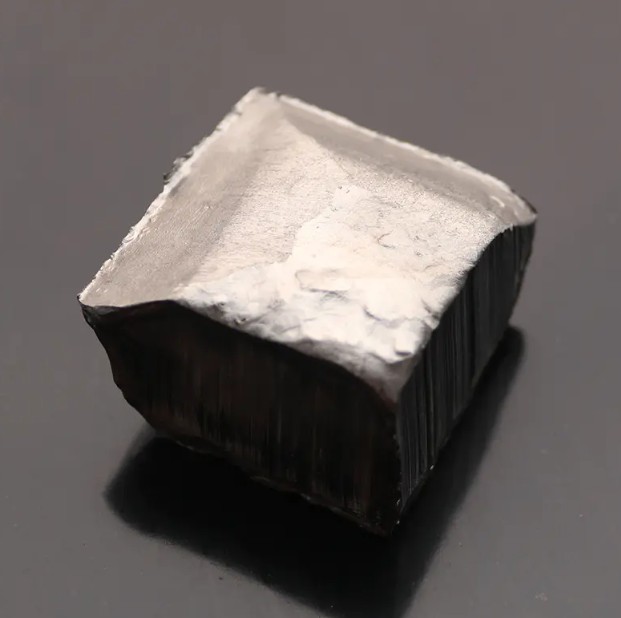 Mengapa niobium merupakan bahan utama untuk industri berteknologi tinggi?